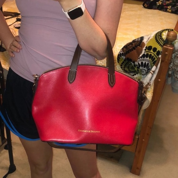 NWT Dooney and bourke red leather handbag - Picture 3 of 4